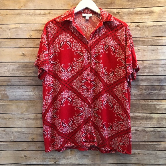 Topshop Red Floral Paisley Bandana Print Short Sleeve Button Down Blouse Size 4 - Picture 1 of 4